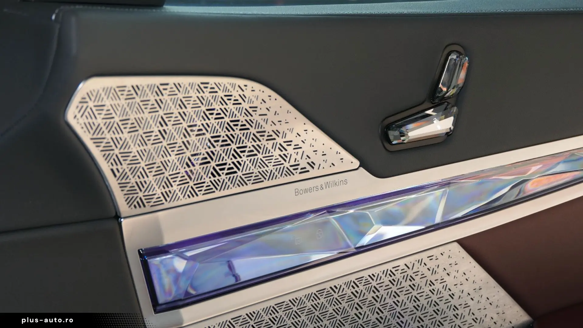 BMW i7 xDrive 60 M Sport THEATRE-TV SKY-Lounge B&W