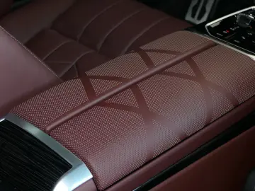 BMW i7 xDrive 60 M Sport THEATRE-TV SKY-Lounge B&W