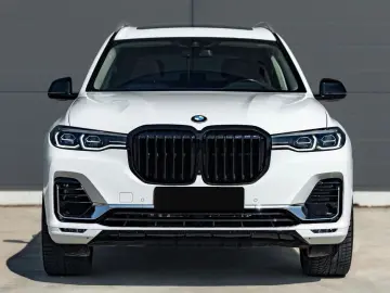 BMW X7 xDrive40i 7Sitzer Massage Pano HUD LED H&K
