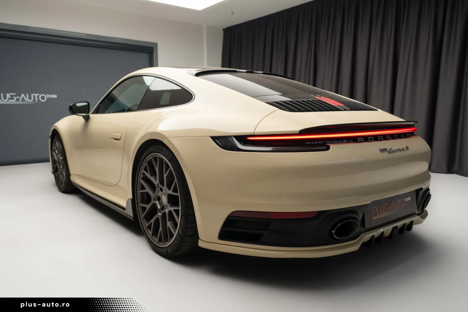 Porsche 992 911 CARRERA S   LIFT   MATRIX