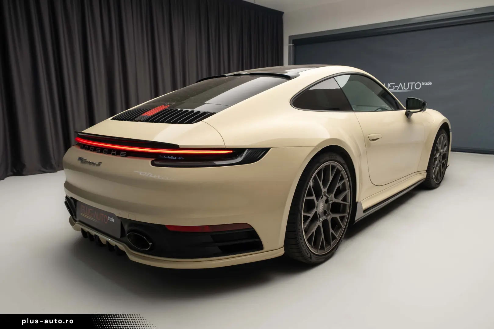 Porsche 992 911 CARRERA S   LIFT   MATRIX