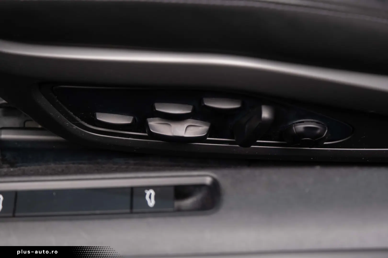 Porsche 992 911 CARRERA S   LIFT   MATRIX
