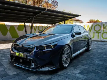 BMW M5 Limousine