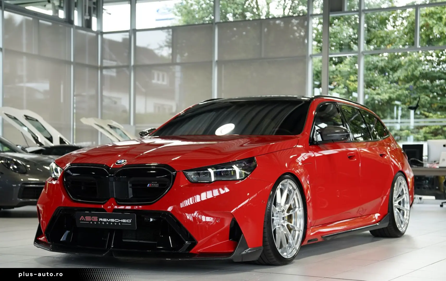 BMW M5 Touring 1.H  Carbon Keramik Grail RossoCorsa