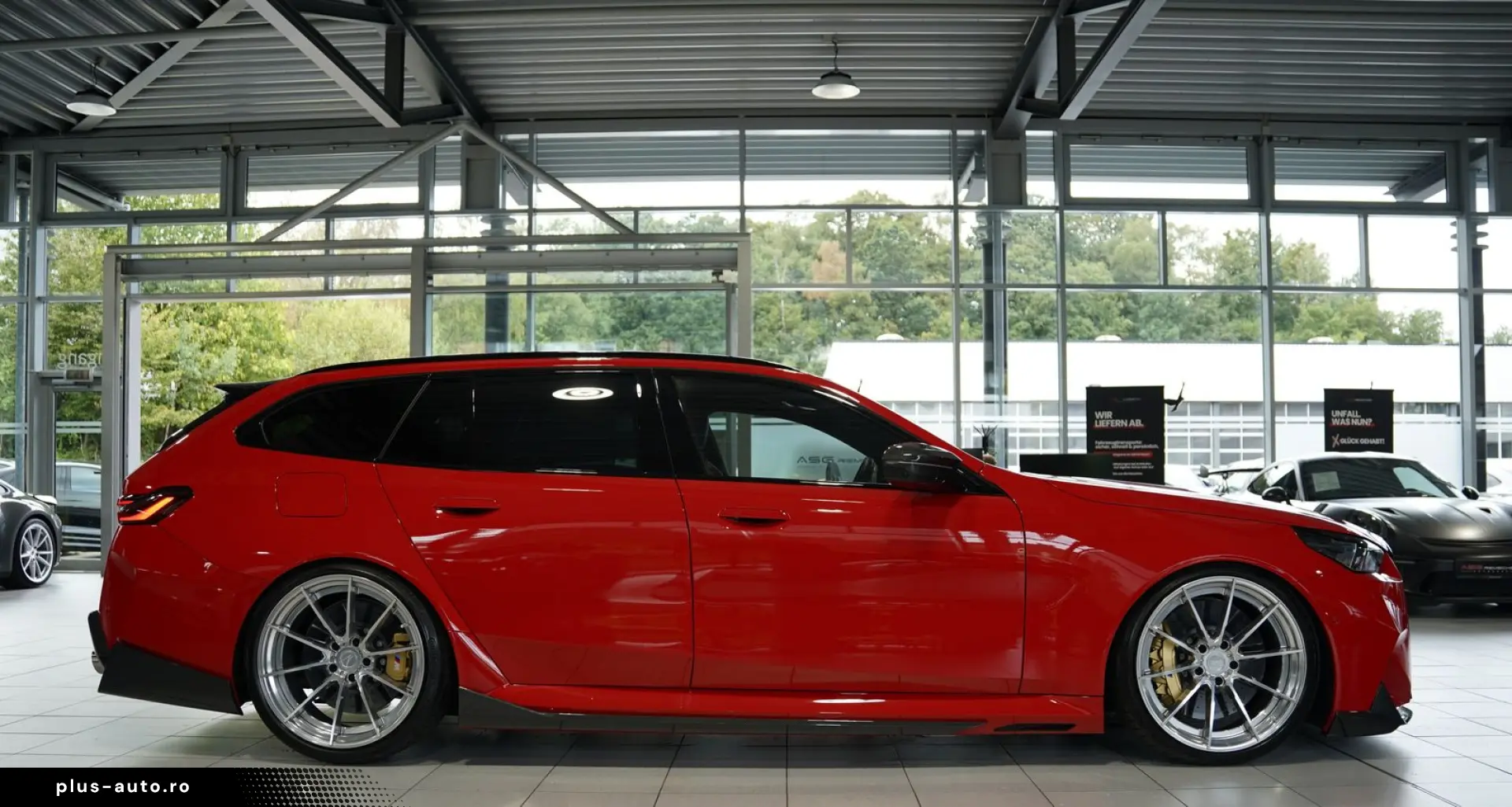 BMW M5 Touring 1.H  Carbon Keramik Grail RossoCorsa