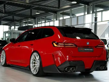 BMW M5 Touring 1.H  Carbon Keramik Grail RossoCorsa