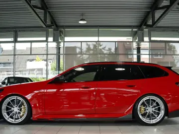 BMW M5 Touring 1.H  Carbon Keramik Grail RossoCorsa