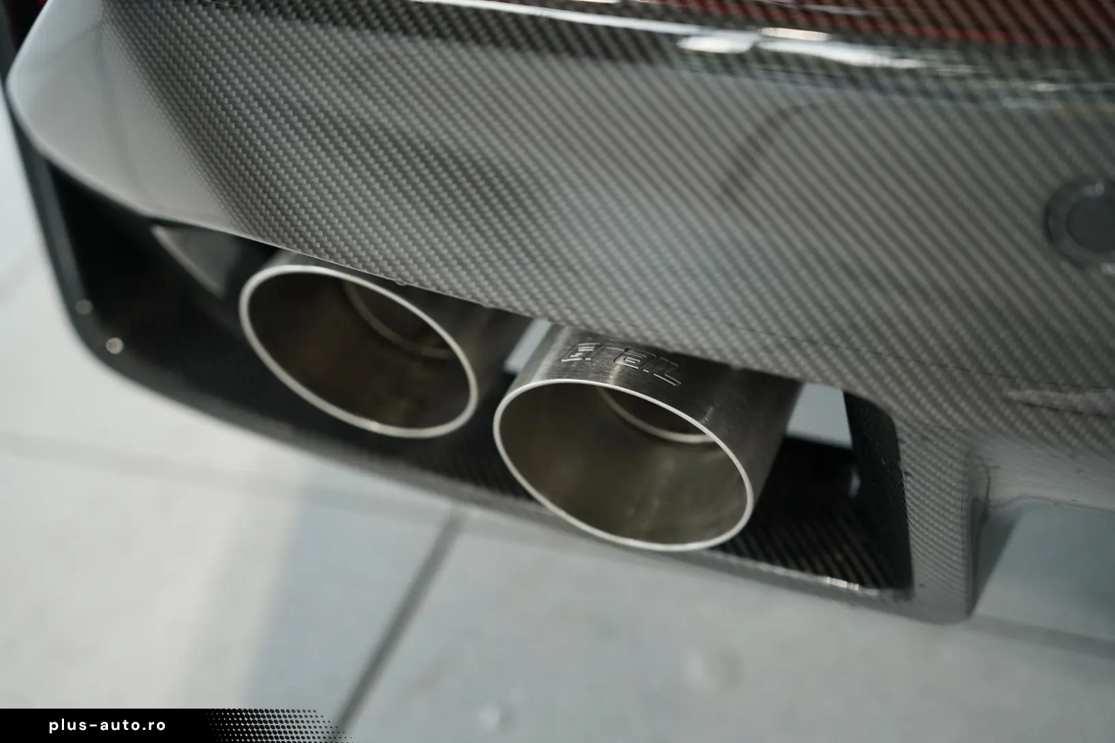 BMW M5 Touring 1.H  Carbon Keramik Grail RossoCorsa