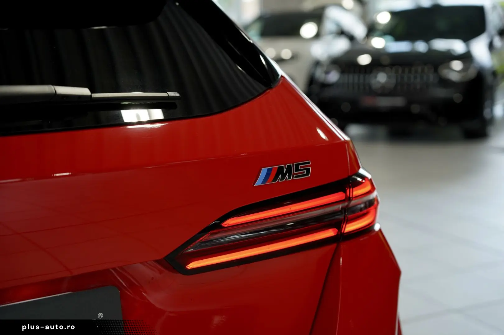 BMW M5 Touring 1.H  Carbon Keramik Grail RossoCorsa