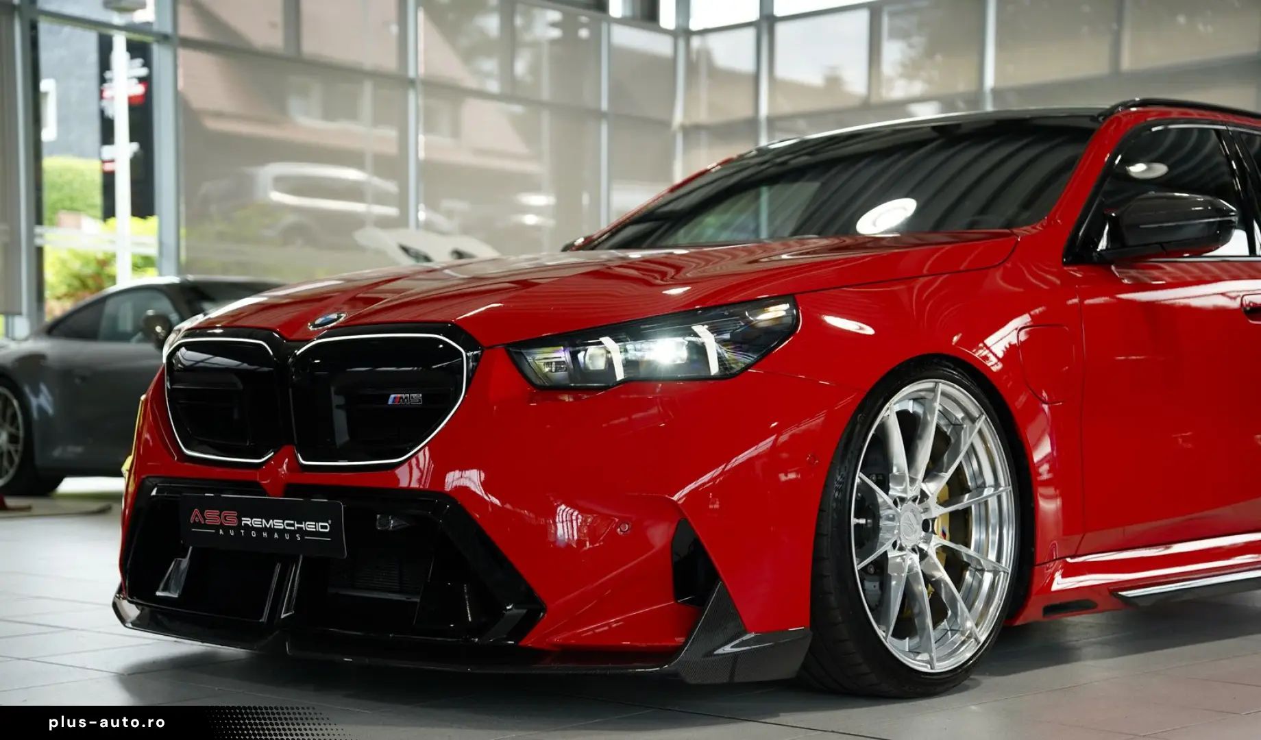 BMW M5 Touring 1.H  Carbon Keramik Grail RossoCorsa