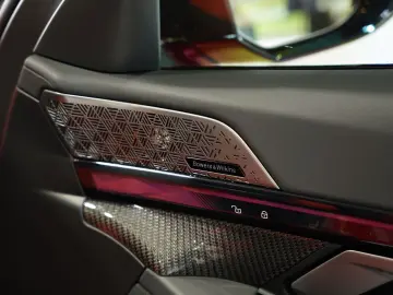 BMW M5 Touring 1.H  Carbon Keramik Grail RossoCorsa