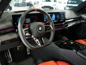 BMW M5 Touring 1.H  Carbon Keramik Grail RossoCorsa