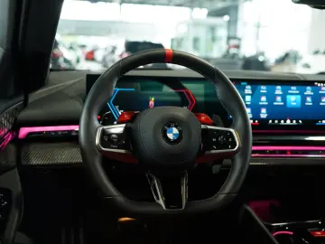 BMW M5 Touring 1.H  Carbon Keramik Grail RossoCorsa