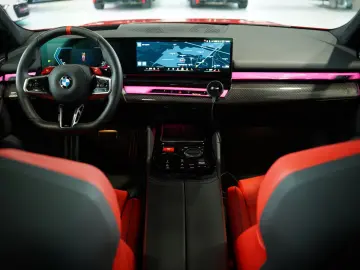 BMW M5 Touring 1.H  Carbon Keramik Grail RossoCorsa