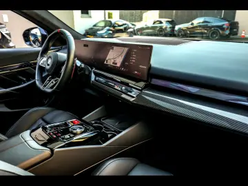 BMW M5 TOURING FR INDIVIDUAL AKRA KERAMIK WARR 2 29