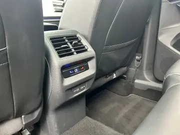 Volkswagen Tiguan R-Line Business Premium 2.0 TDI DSG