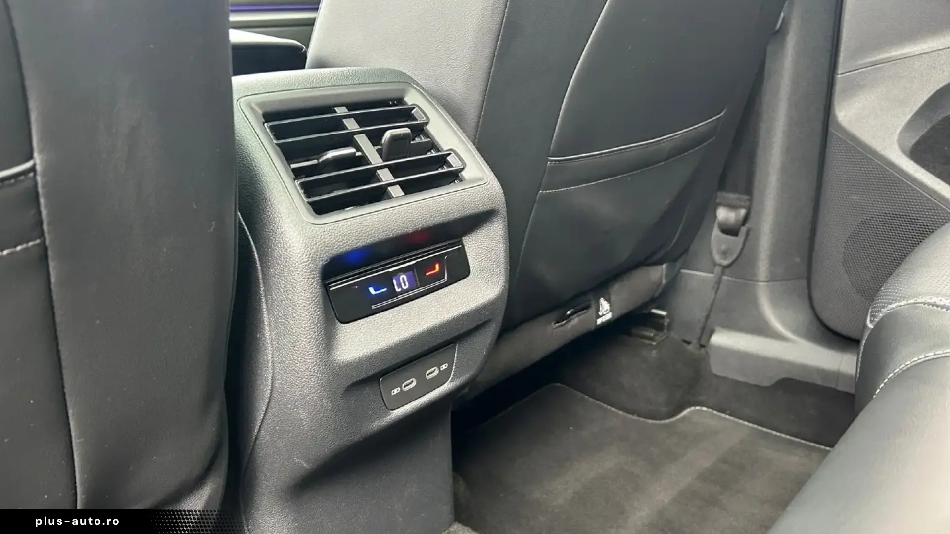 Volkswagen Tiguan R-Line Business Premium 2.0 TDI DSG