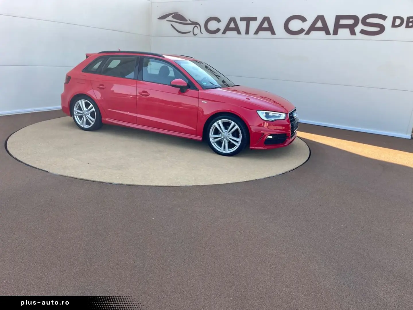 Audi A3  1.4TFSI  140CP  SLINE  BI-Xenon  Keyless  Navi  Pie