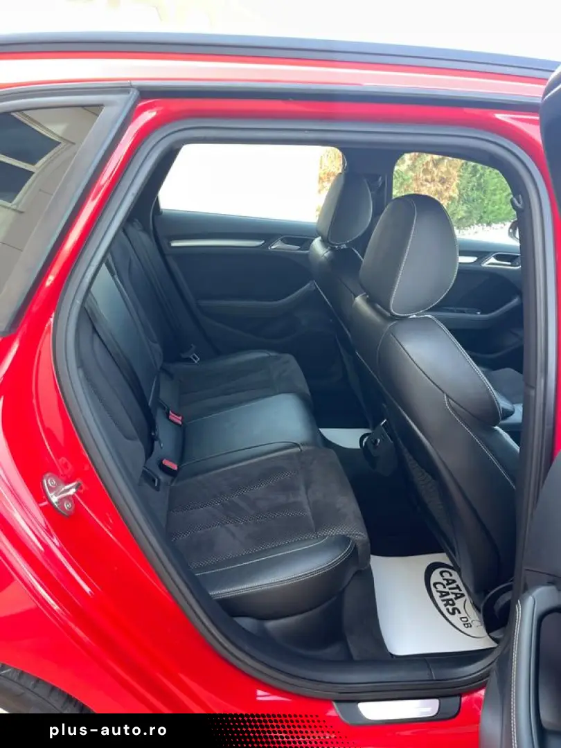 Audi A3  1.4TFSI  140CP  SLINE  BI-Xenon  Keyless  Navi  Pie