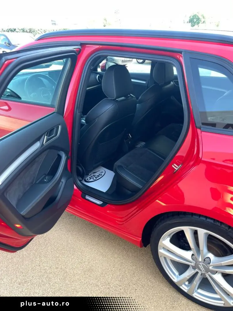 Audi A3  1.4TFSI  140CP  SLINE  BI-Xenon  Keyless  Navi  Pie