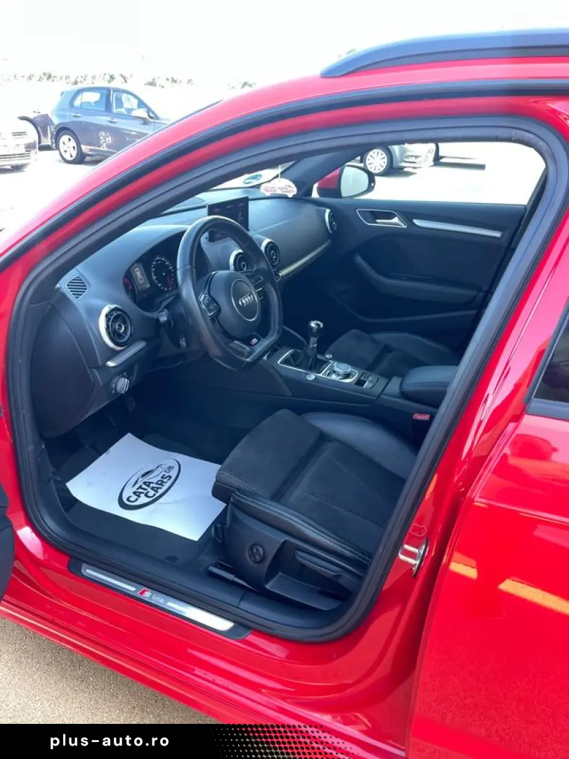 Audi A3  1.4TFSI  140CP  SLINE  BI-Xenon  Keyless  Navi  Pie