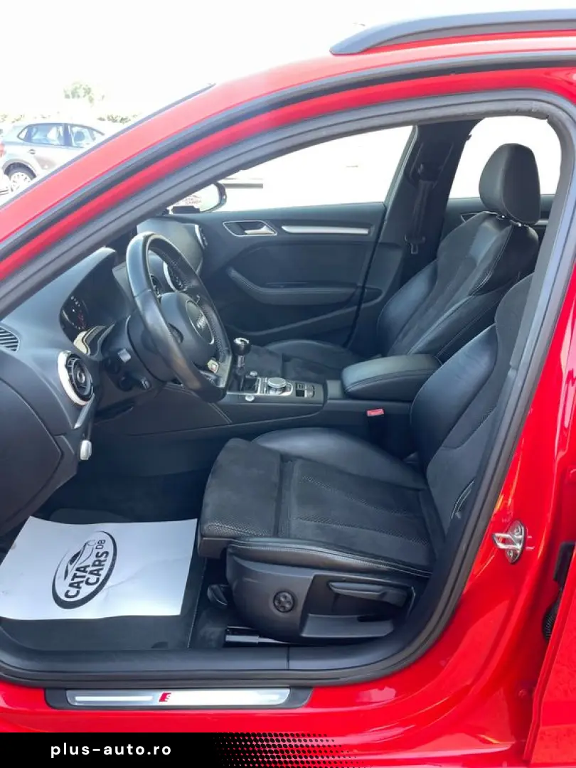 Audi A3  1.4TFSI  140CP  SLINE  BI-Xenon  Keyless  Navi  Pie