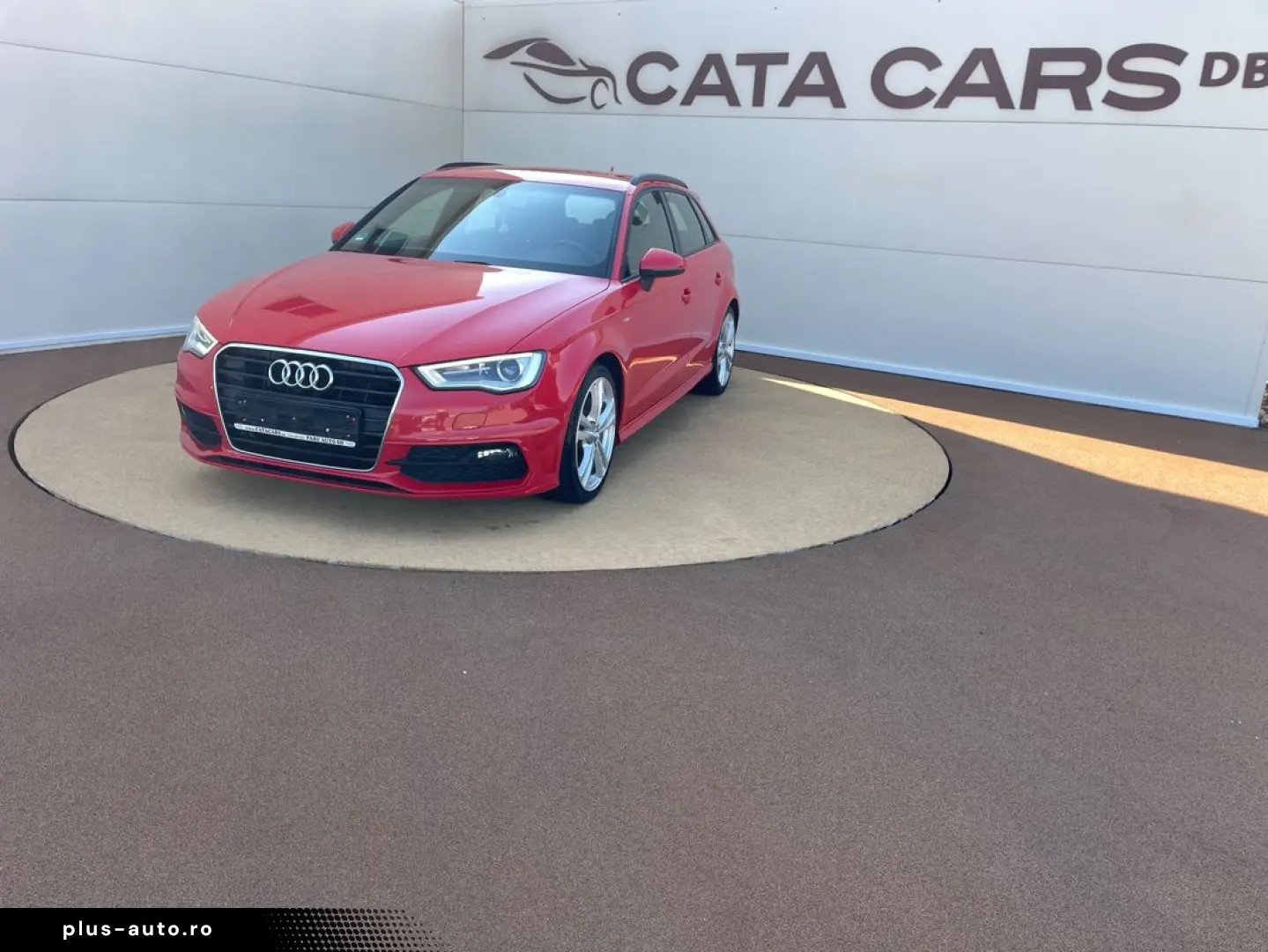 Audi A3  1.4TFSI  140CP  SLINE  BI-Xenon  Keyless  Navi  Pie