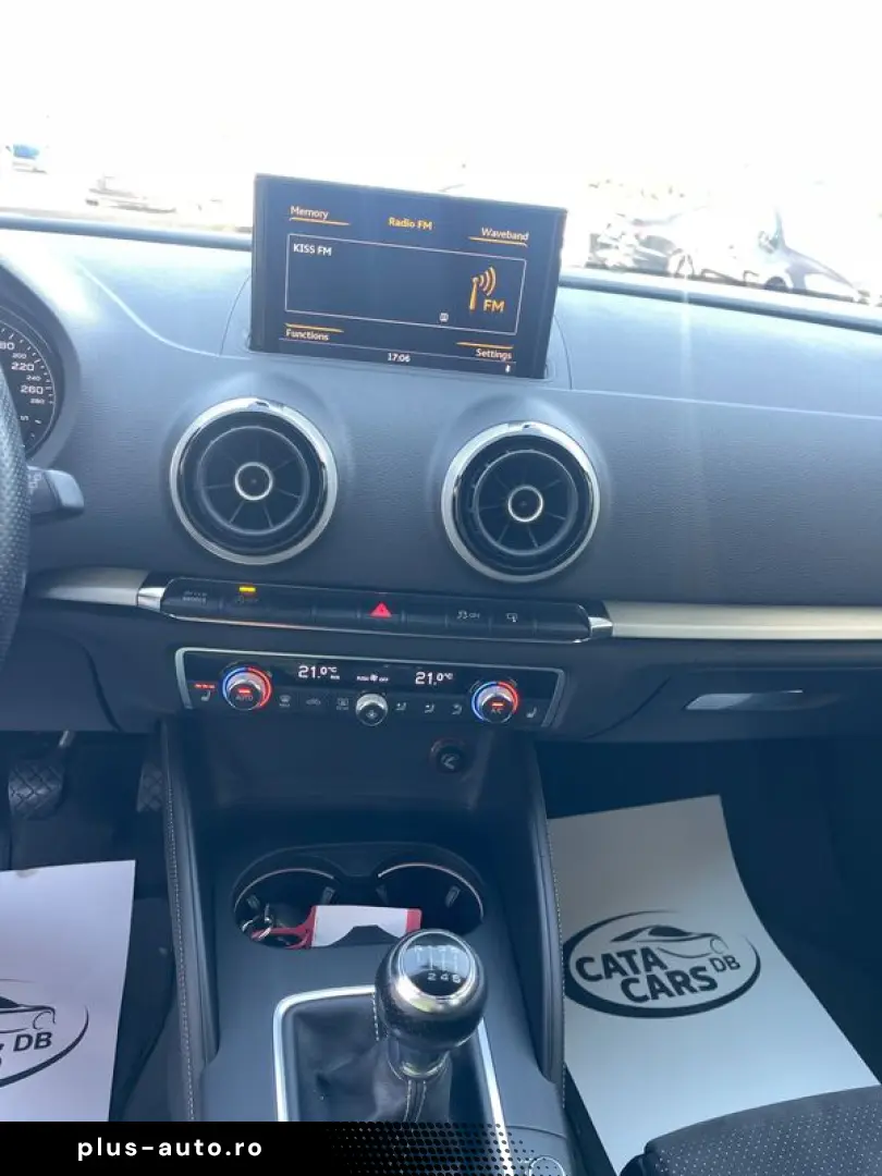 Audi A3  1.4TFSI  140CP  SLINE  BI-Xenon  Keyless  Navi  Pie