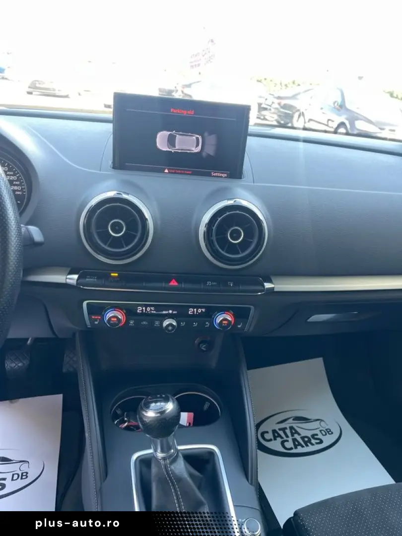 Audi A3  1.4TFSI  140CP  SLINE  BI-Xenon  Keyless  Navi  Pie