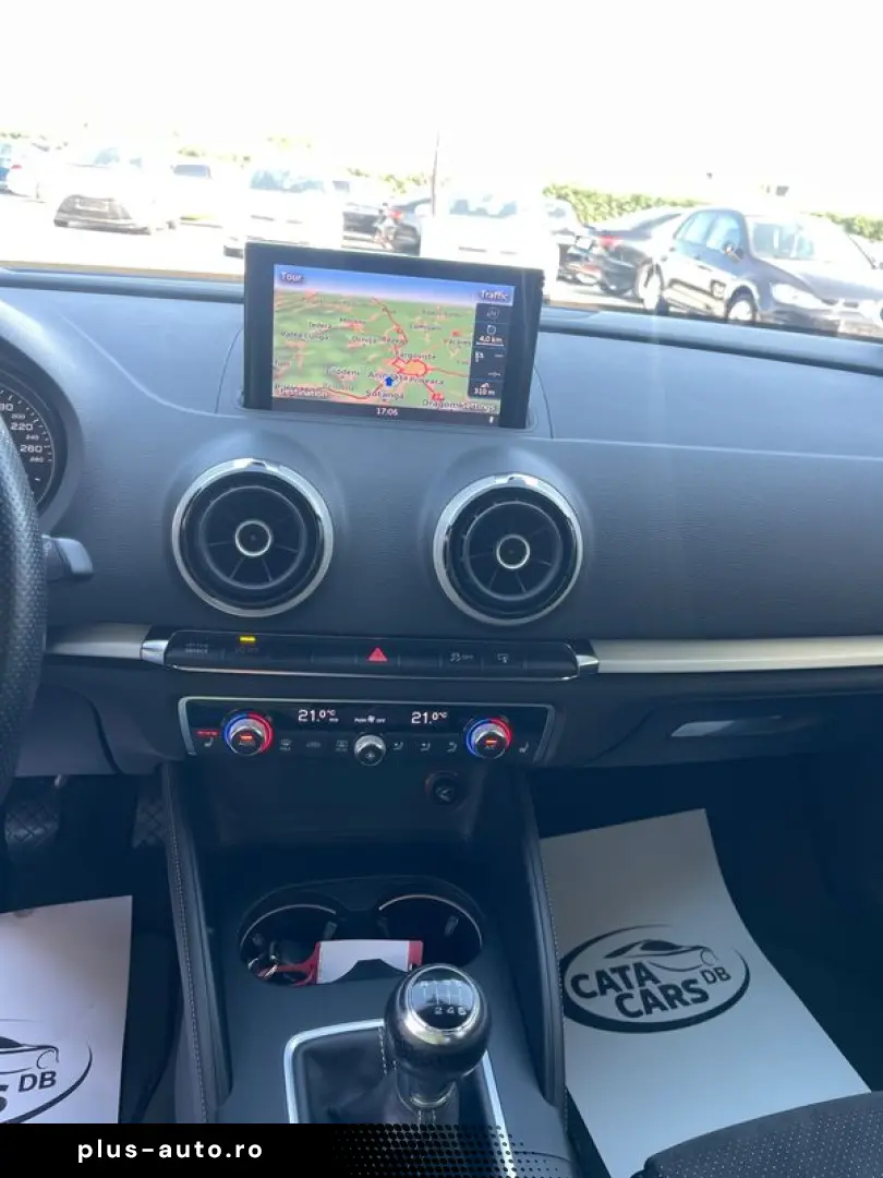 Audi A3  1.4TFSI  140CP  SLINE  BI-Xenon  Keyless  Navi  Pie