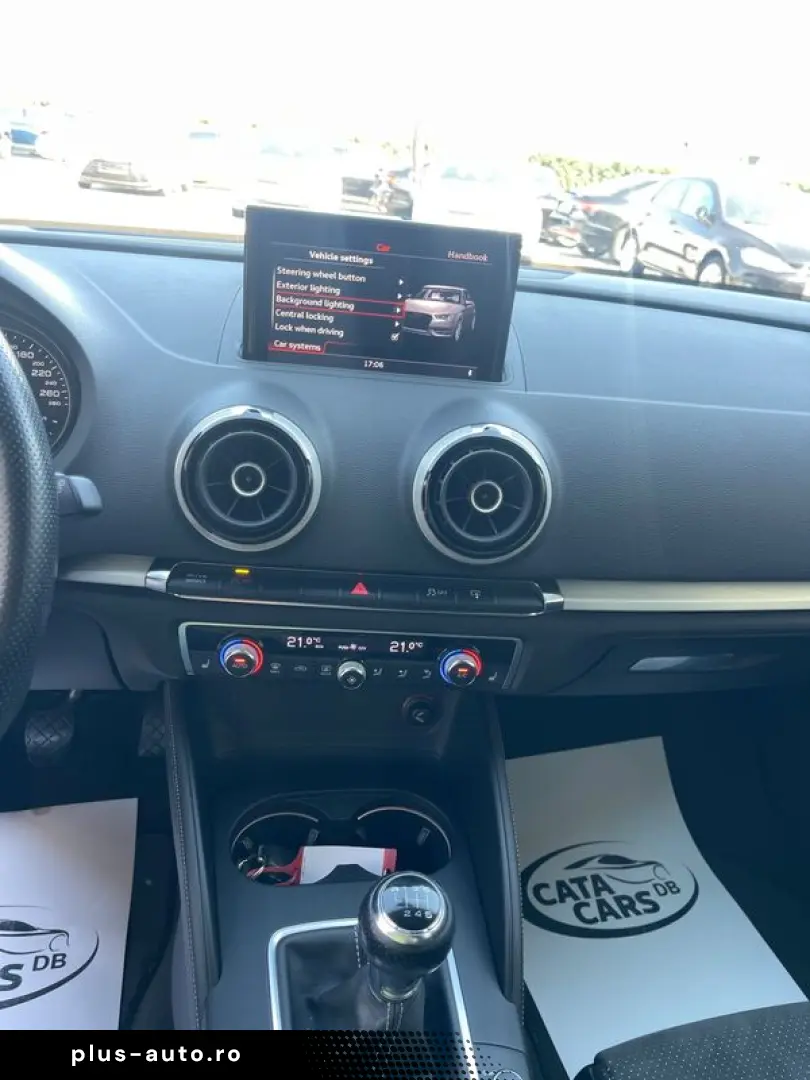 Audi A3  1.4TFSI  140CP  SLINE  BI-Xenon  Keyless  Navi  Pie