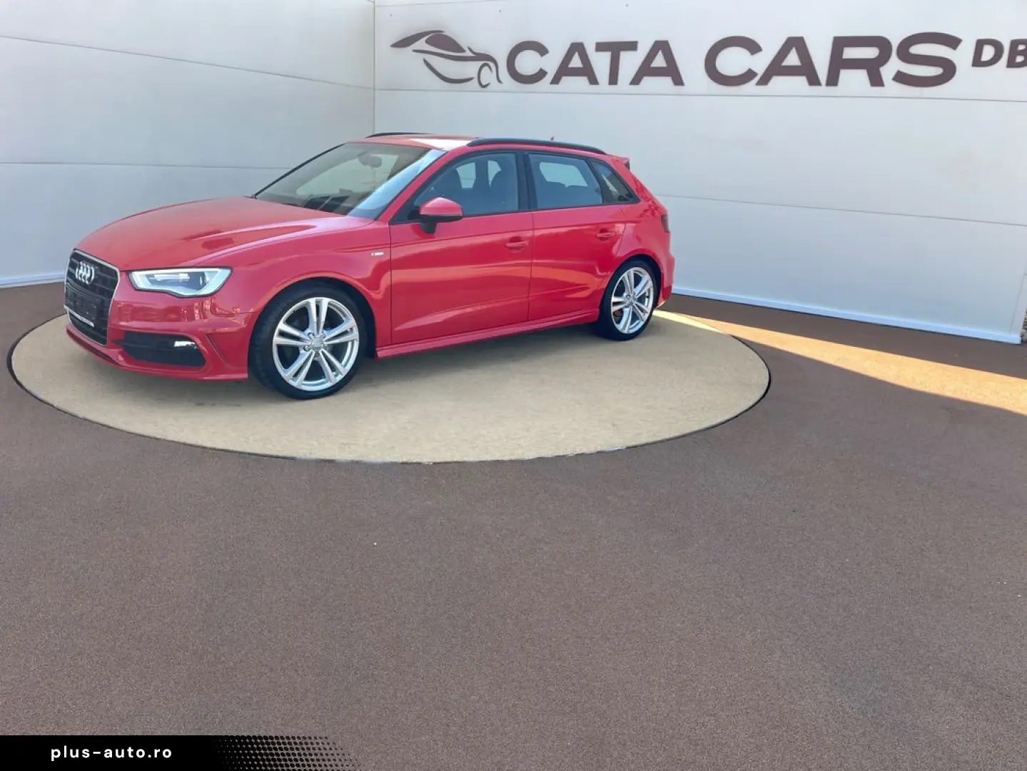 Audi A3  1.4TFSI  140CP  SLINE  BI-Xenon  Keyless  Navi  Pie