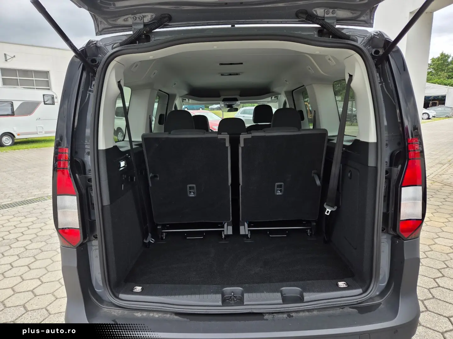 VW Caddy Maxi AHK LED 7-Sitze