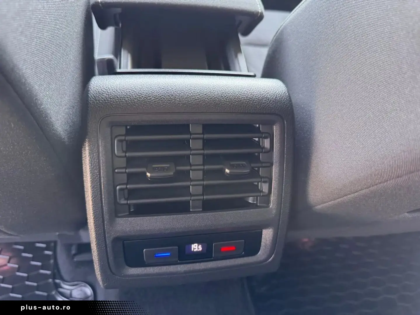 Volkswagen Golf 1.5 eTSI Mhev 150CP Dsg Style