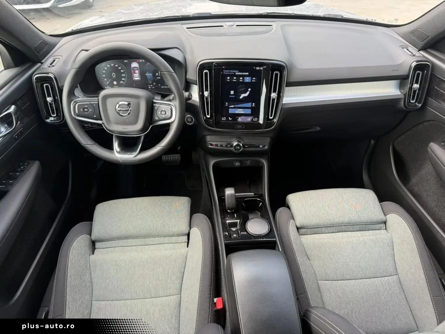 Volvo Xc-40