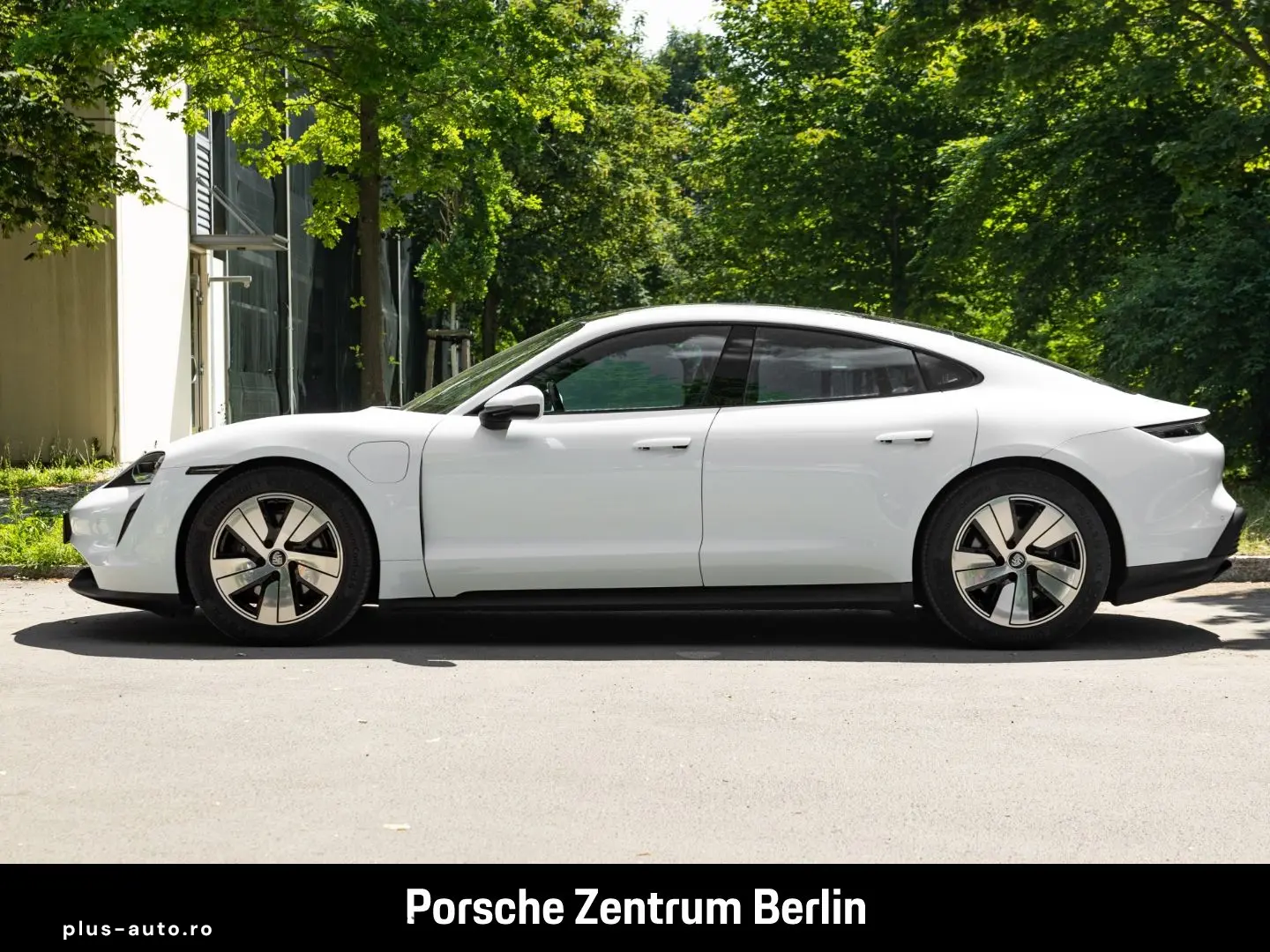 PORSCHE Taycan Panoramadach ParkAssistent 25.148km 1.Han