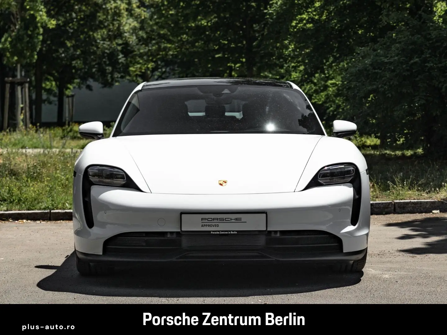 PORSCHE Taycan Panoramadach ParkAssistent 25.148km 1.Han