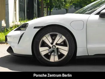 PORSCHE Taycan Panoramadach ParkAssistent 25.148km 1.Han