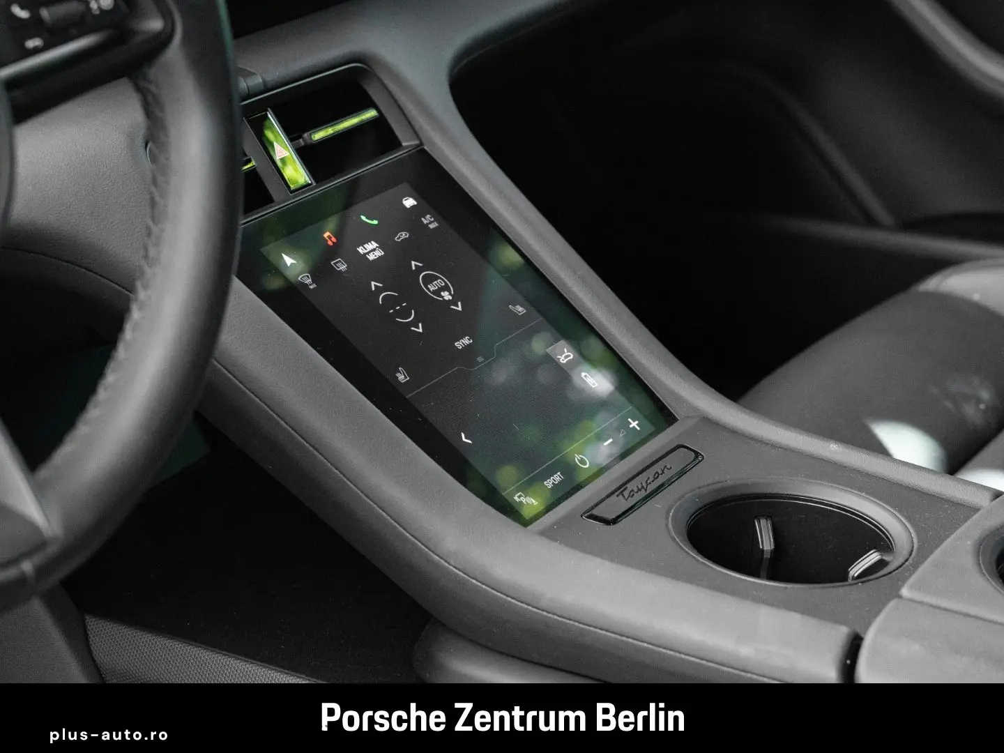 PORSCHE Taycan Panoramadach ParkAssistent 25.148km 1.Han