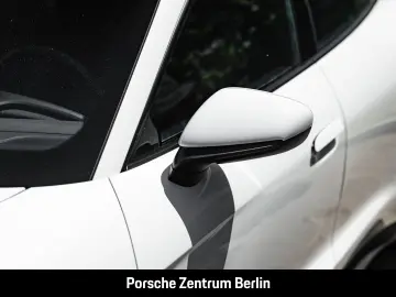 PORSCHE Taycan Panoramadach ParkAssistent 25.148km 1.Han