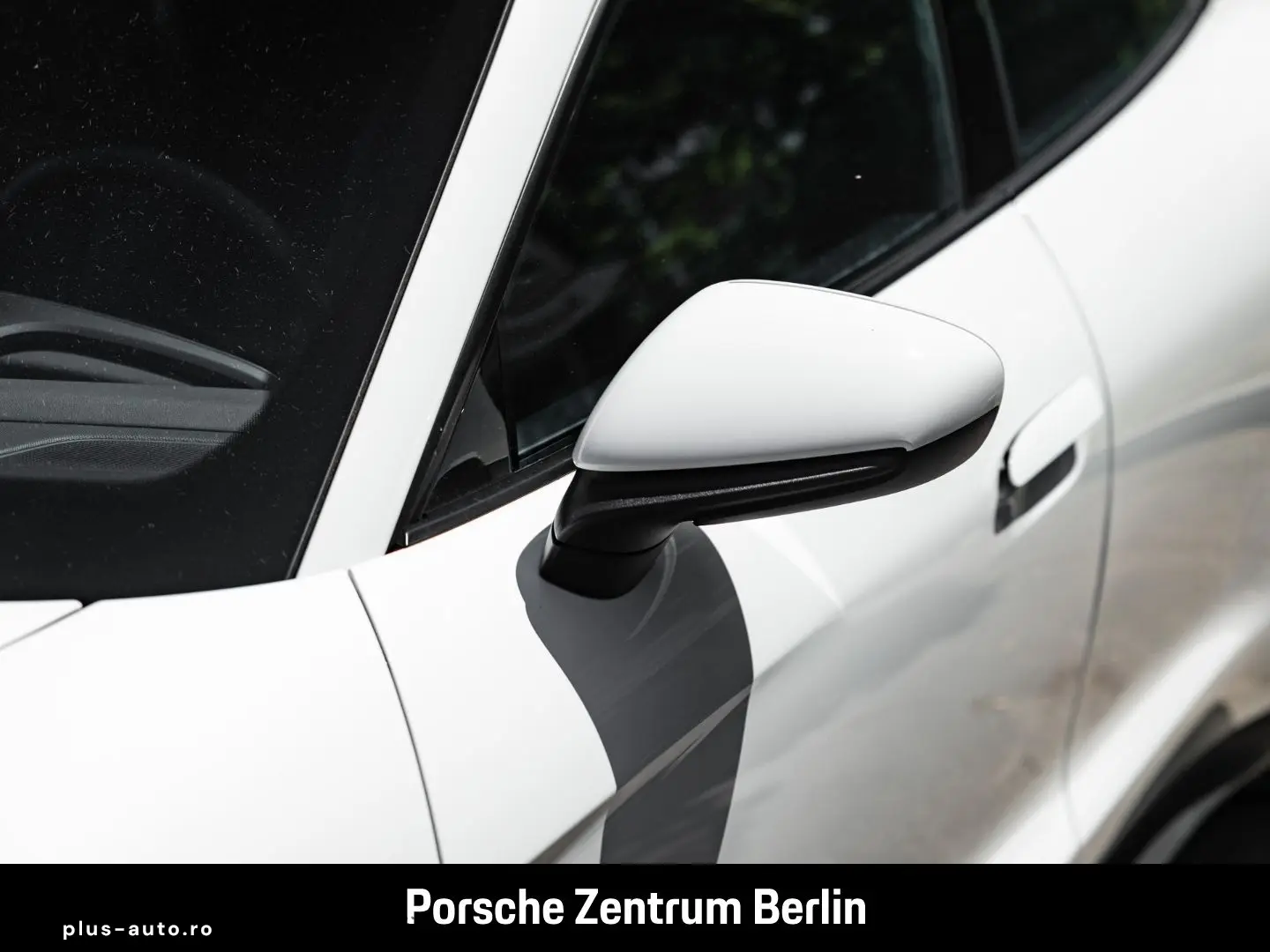 PORSCHE Taycan Panoramadach ParkAssistent 25.148km 1.Han