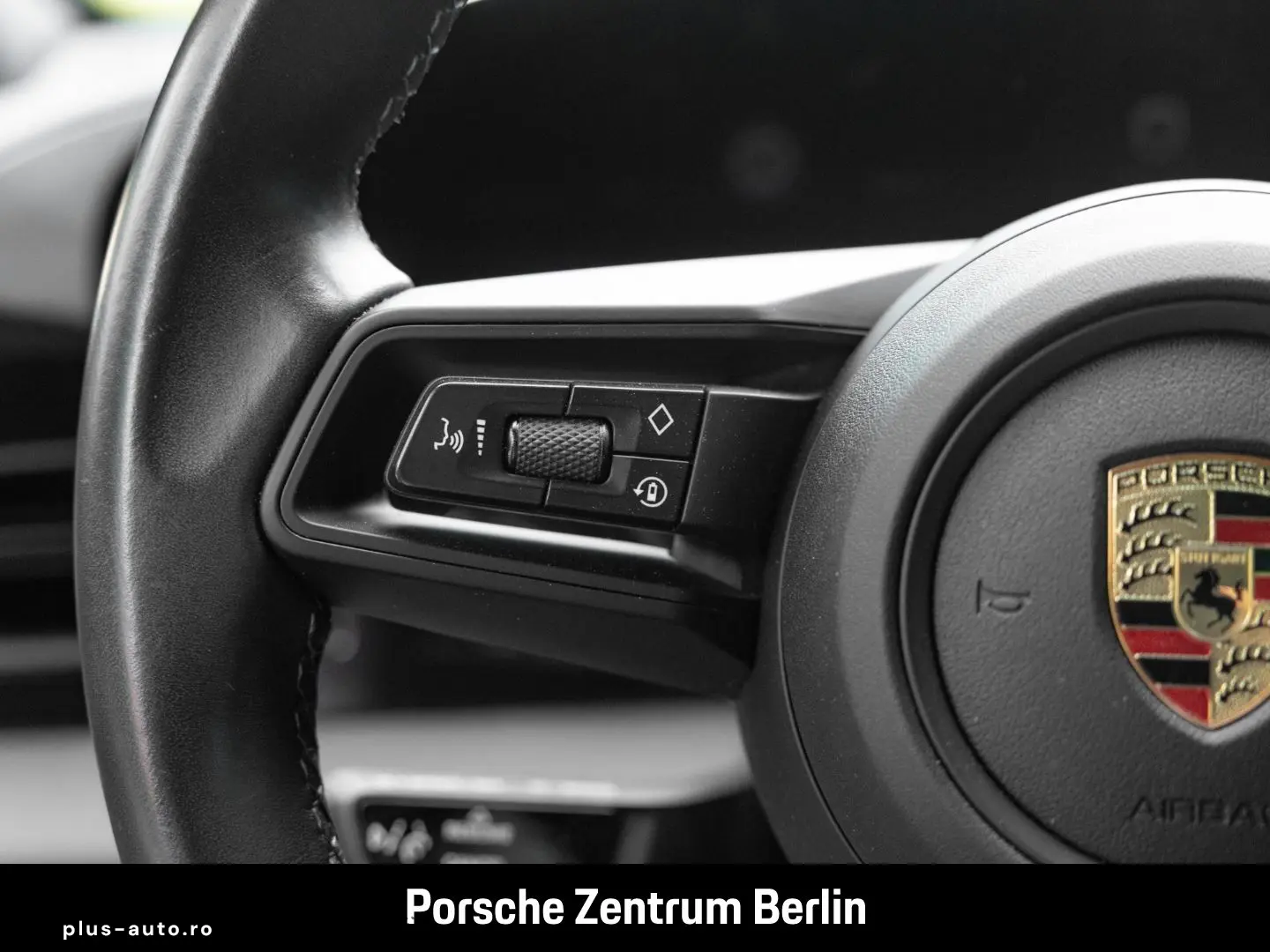 PORSCHE Taycan Panoramadach ParkAssistent 25.148km 1.Han