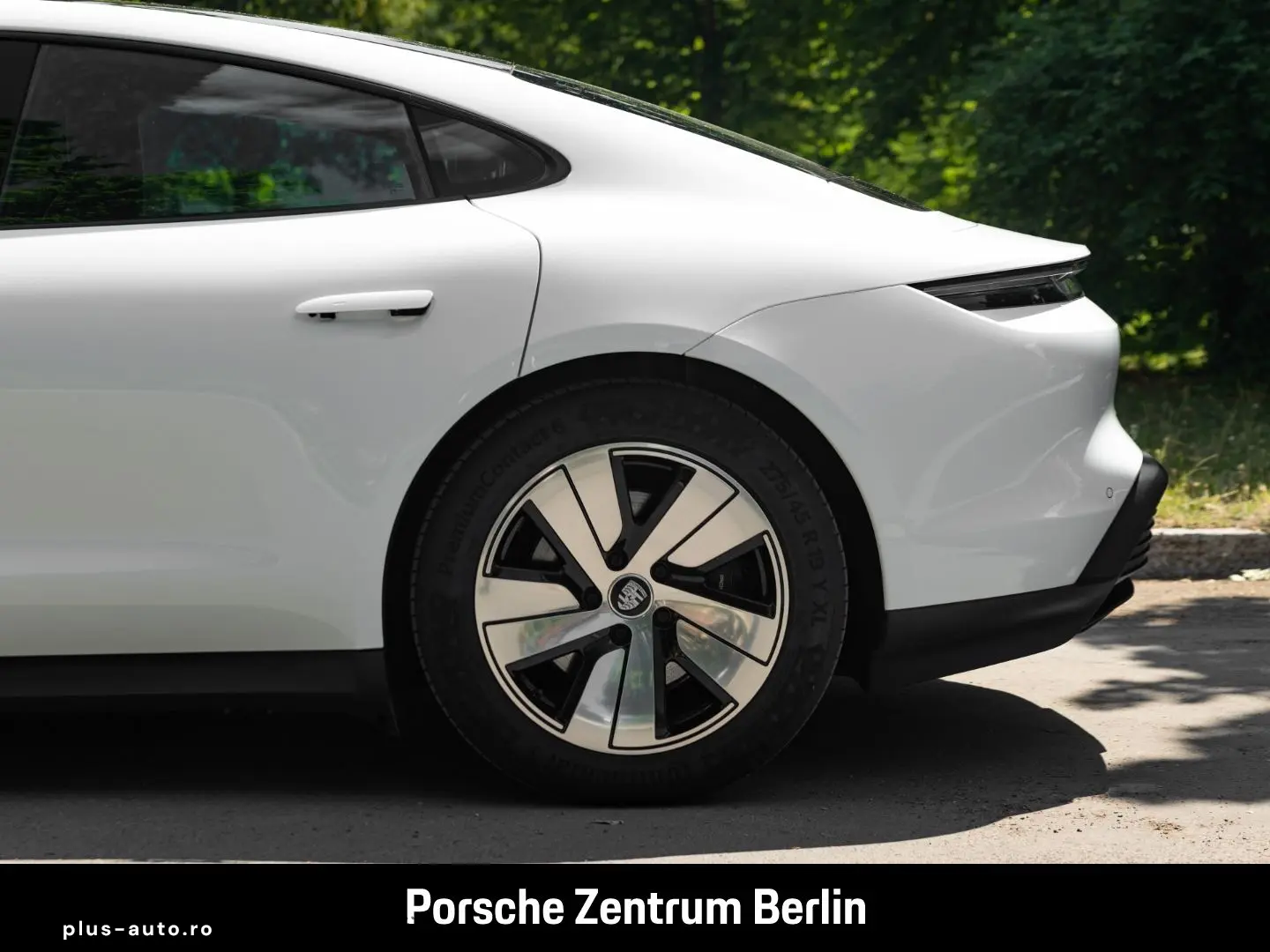 PORSCHE Taycan Panoramadach ParkAssistent 25.148km 1.Han