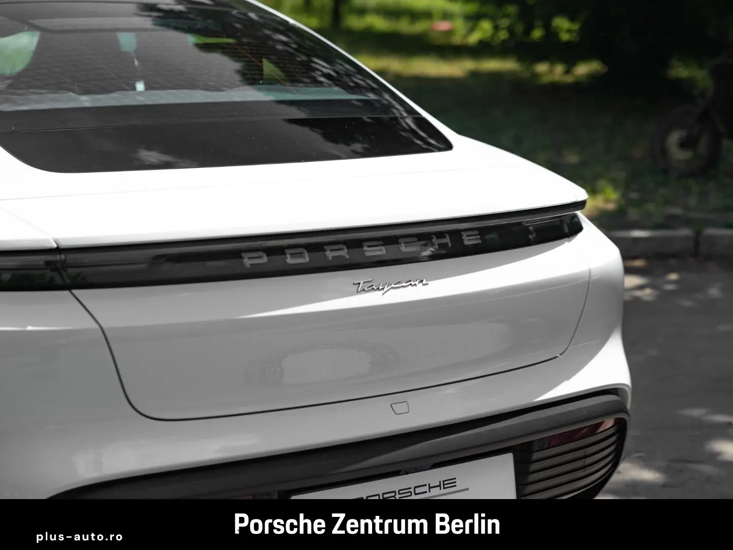 PORSCHE Taycan Panoramadach ParkAssistent 25.148km 1.Han