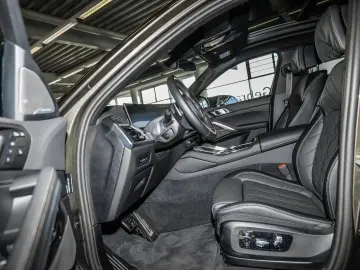 BMW X6 xDrive30d M Sport PANO HUD ACC RFK NAVI LED D