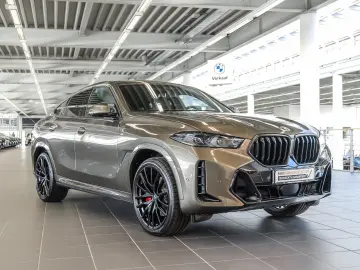 BMW X6 xDrive30d M Sport PANO HUD ACC RFK NAVI LED D