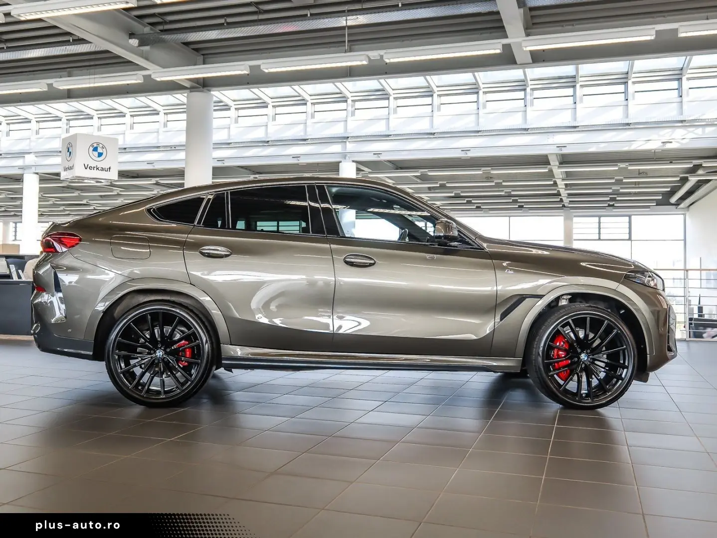BMW X6 xDrive30d M Sport PANO HUD ACC RFK NAVI LED D