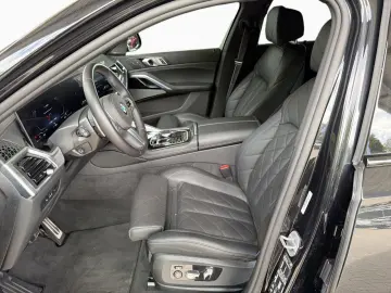 BMW X6 xDr30d M SPORT PRO SoftCl AHK Pano StHz DAPro