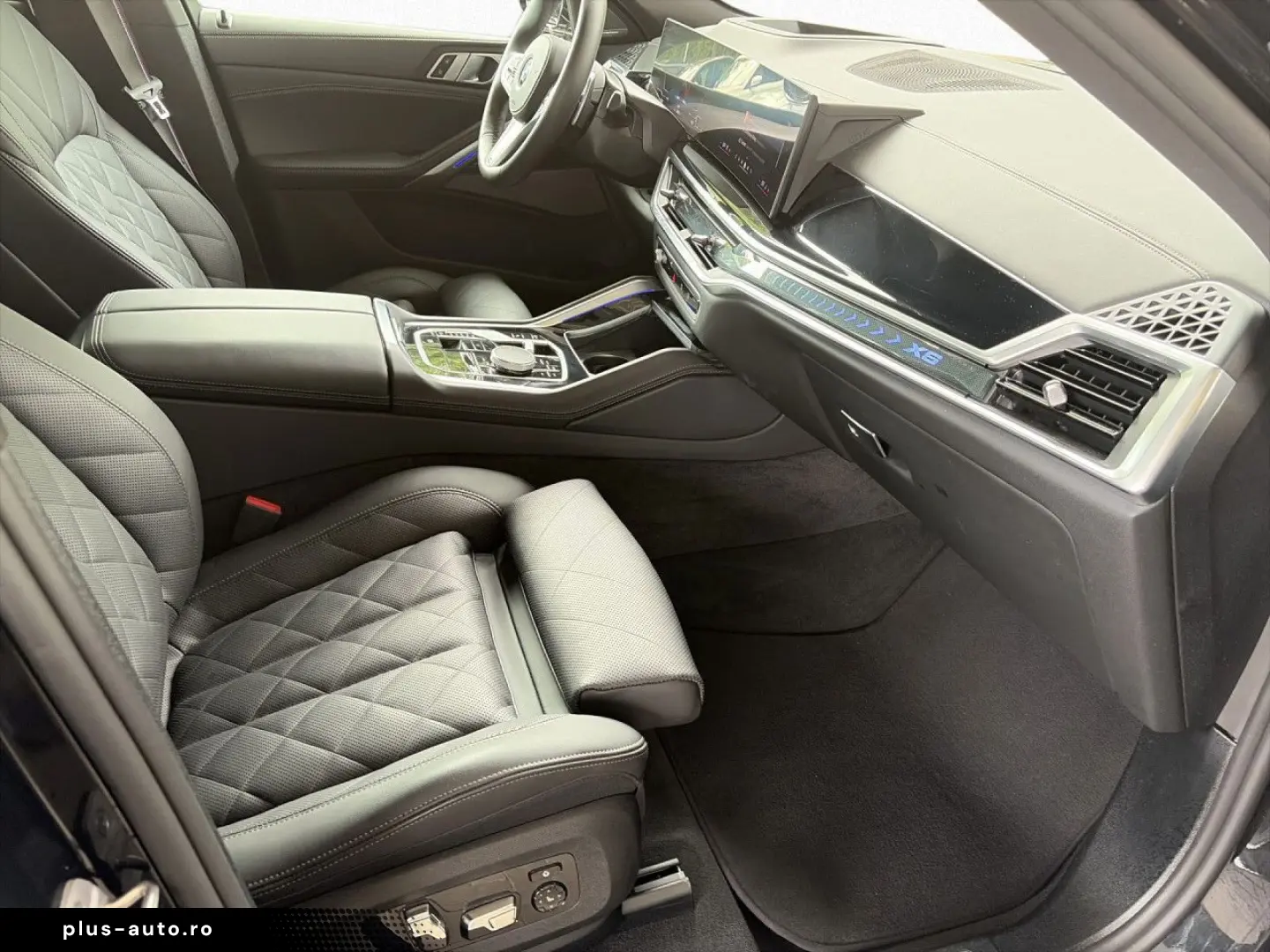 BMW X6 xDr30d M SPORT PRO SoftCl AHK Pano StHz DAPro