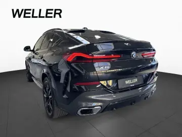 BMW X6 xDr40d MSport Pano AHK H K 360  HUD Sthz